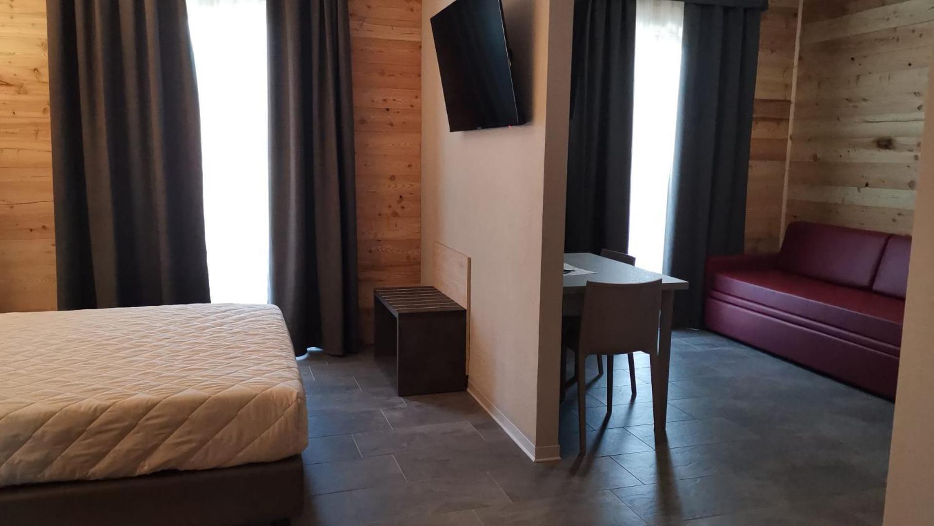 Albergo Rusen Borno Ngoại thất bức ảnh